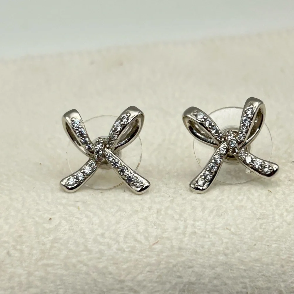 Kendra Scott Sasha Stud Earrings Bow Design Clear Crystals Rhodium Plated